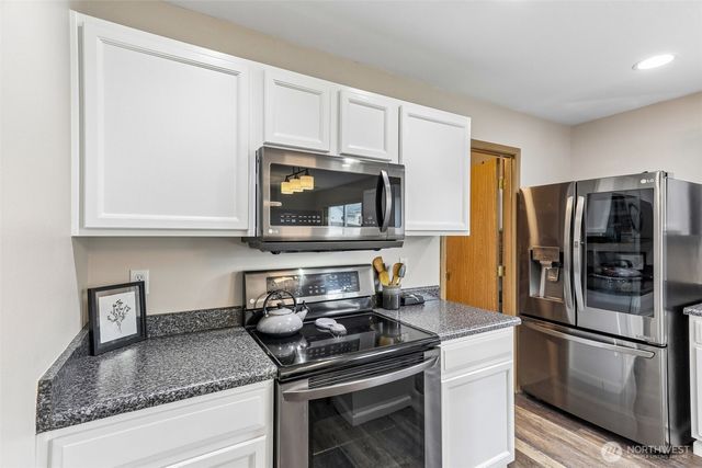 18630 94th Avenue Ct E, Puyallup, WA 98375