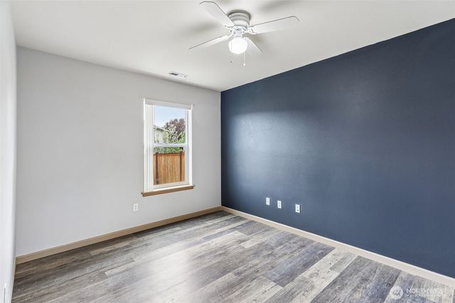 18630 94th Avenue Ct E, Puyallup, WA 98375