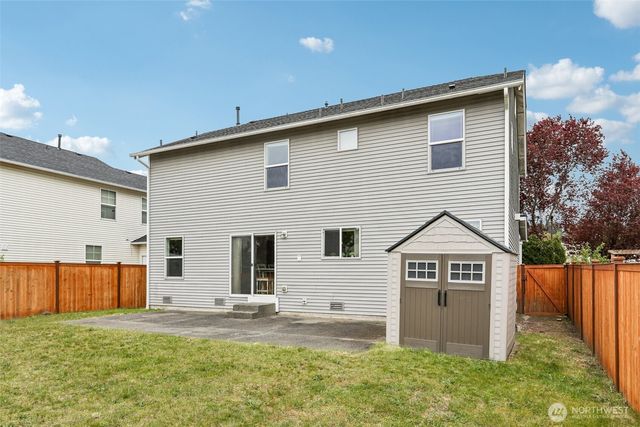 18630 94th Avenue Ct E, Puyallup, WA 98375