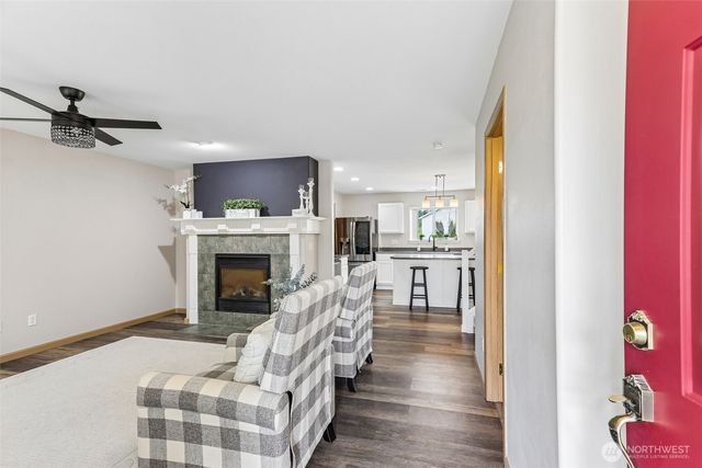 18630 94th Avenue Ct E, Puyallup, WA 98375