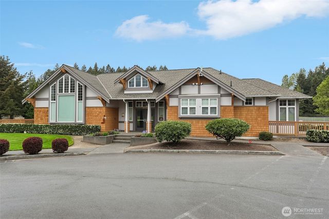 18630 94th Avenue Ct E, Puyallup, WA 98375