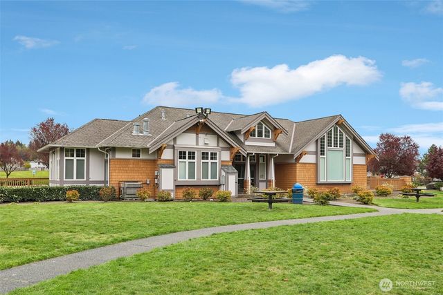 18630 94th Avenue Ct E, Puyallup, WA 98375