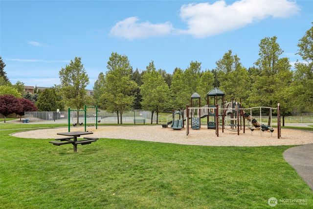 18630 94th Avenue Ct E, Puyallup, WA 98375