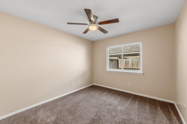 511 Springwood Drive, Conroe, TX 77385