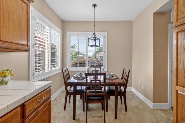 1561 1561 Hackberry Ln, Lincoln, CA 95648