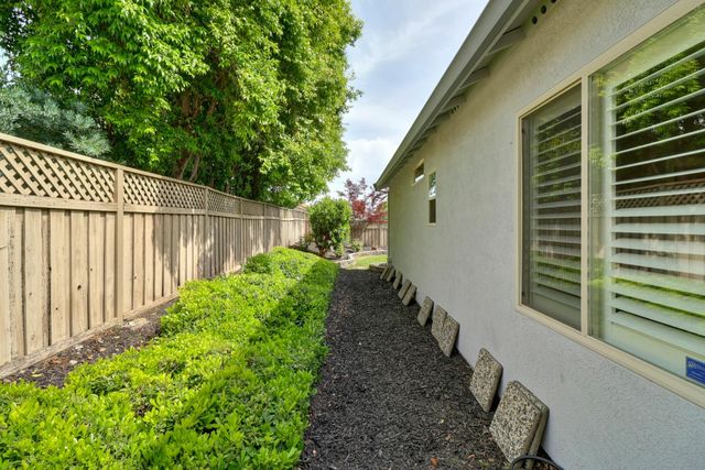 1561 1561 Hackberry Ln, Lincoln, CA 95648