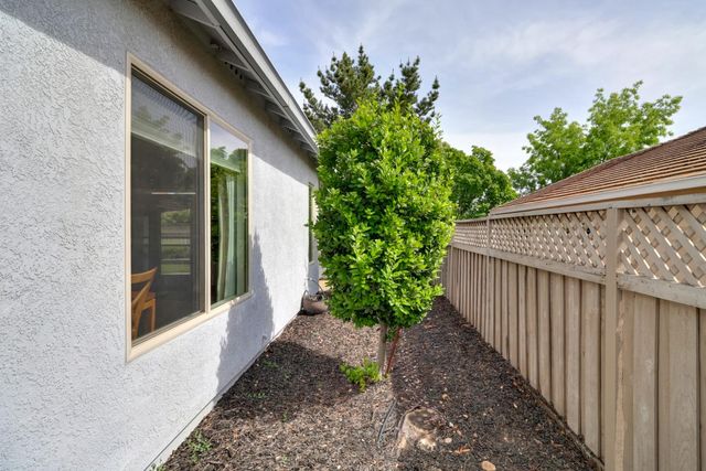 1561 1561 Hackberry Ln, Lincoln, CA 95648