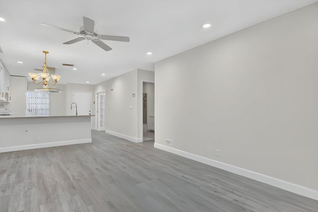 20846 Vinesta Circle, Boca Raton, FL 33433