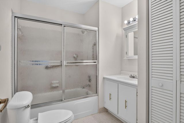 20846 Vinesta Circle, Boca Raton, FL 33433