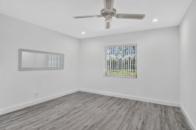 20846 Vinesta Circle, Boca Raton, FL 33433