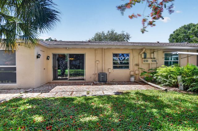 20846 Vinesta Circle, Boca Raton, FL 33433
