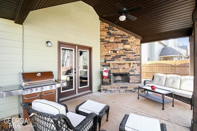 345 Cliffhaven Circle, Newnan, GA 30263