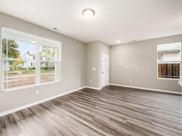 798 S Yearling Road, Columbus, OH 43213