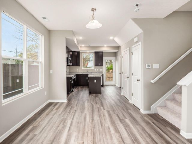 798 S Yearling Road, Columbus, OH 43213