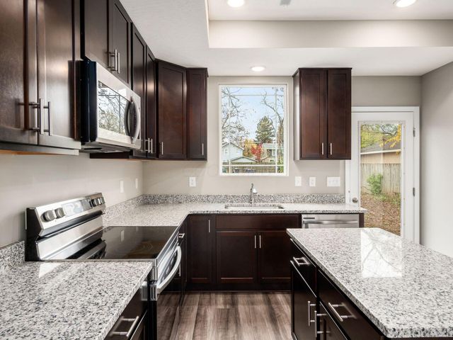 798 S Yearling Road, Columbus, OH 43213