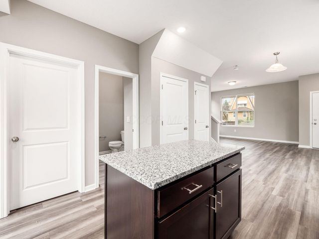 798 S Yearling Road, Columbus, OH 43213