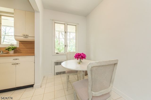 10 Laurel Pl, West Caldwell Twp., NJ 07006