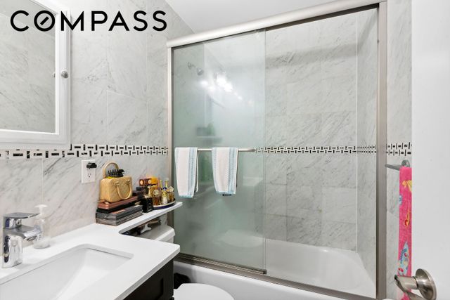 397 5th Avenue, New York City, NY 11215