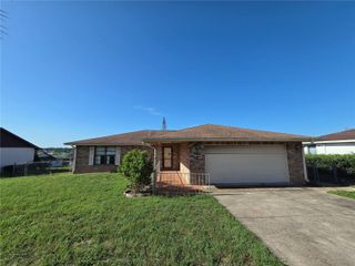842 OSCEOLA AVE, Lake Wales, FL 33853
