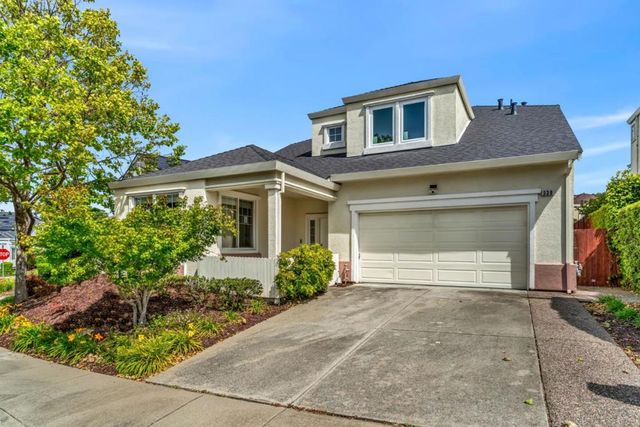 330 Titan Way, Hercules, CA 94547