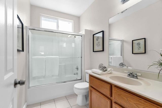 330 Titan Way, Hercules, CA 94547