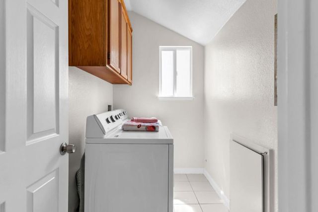 330 Titan Way, Hercules, CA 94547
