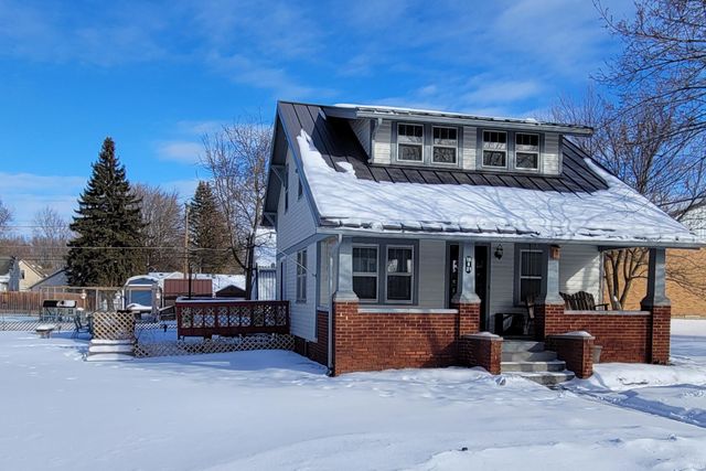 10421 Main Street, Leo, IN 46165