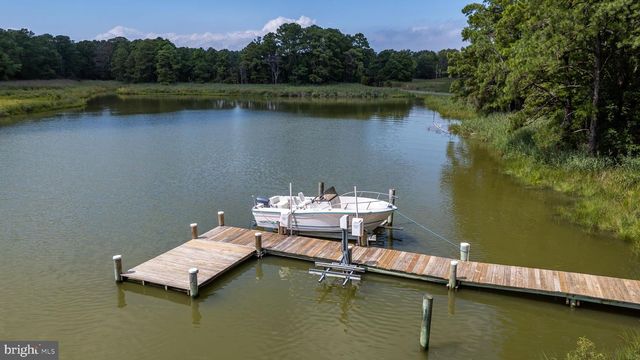 100 EARECKSON LN, Stevensville, MD 21666