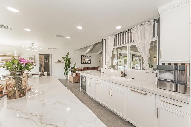 5236 N Pleasant Avenue, Fresno, CA 93711