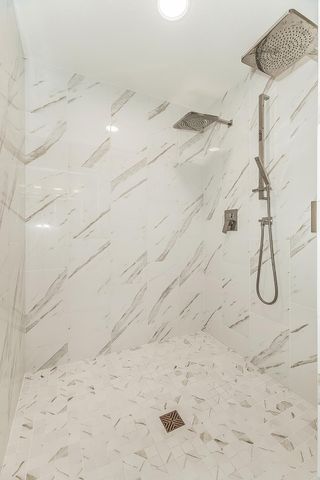 5236 N Pleasant Avenue, Fresno, CA 93711