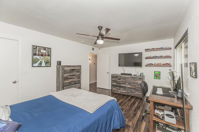 5236 N Pleasant Avenue, Fresno, CA 93711