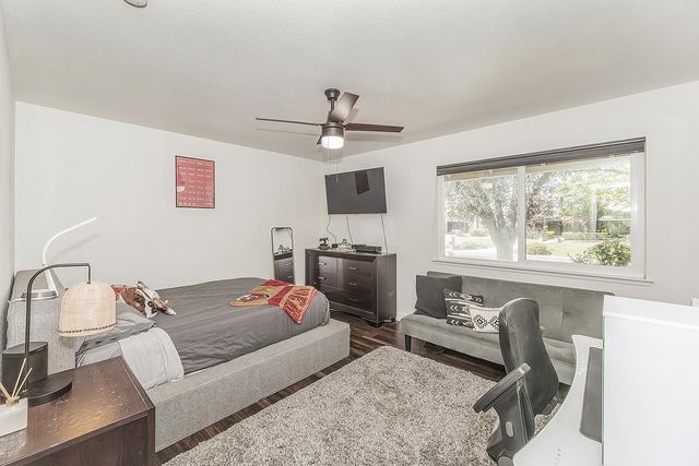 5236 N Pleasant Avenue, Fresno, CA 93711