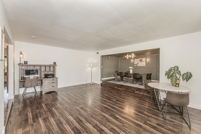 5236 N Pleasant Avenue, Fresno, CA 93711