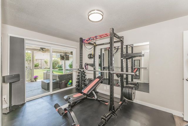 5236 N Pleasant Avenue, Fresno, CA 93711