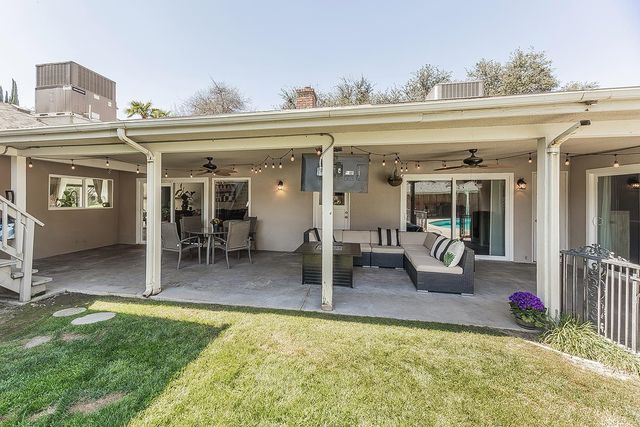 5236 N Pleasant Avenue, Fresno, CA 93711