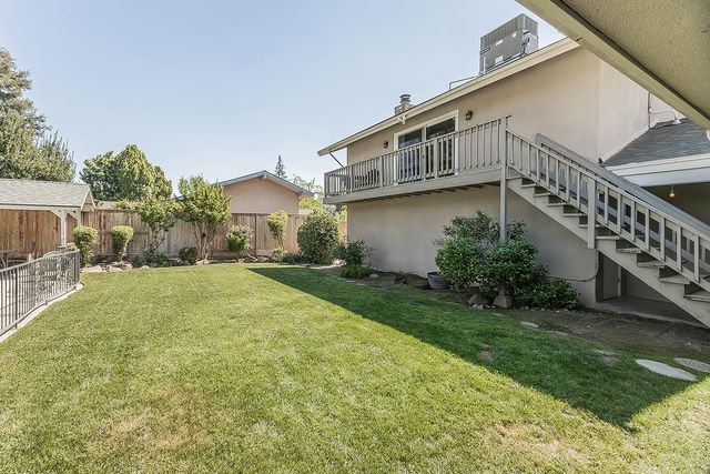 5236 N Pleasant Avenue, Fresno, CA 93711