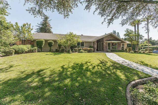 5236 N Pleasant Avenue, Fresno, CA 93711