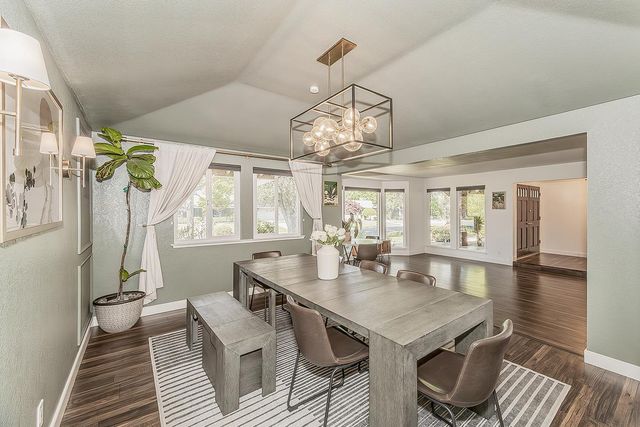 5236 N Pleasant Avenue, Fresno, CA 93711