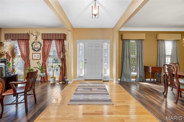 261 Three Cedars Drive, Lake St Louis, MO 63367