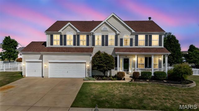 261 Three Cedars Drive, Lake St Louis, MO 63367