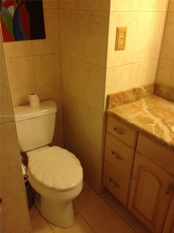 18011 Biscayne Blvd 1503, Aventura, FL 33160