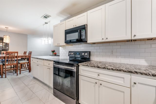 1717 Parkhaven Drive, Seagoville, TX 75159