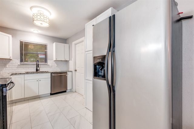 1717 Parkhaven Drive, Seagoville, TX 75159