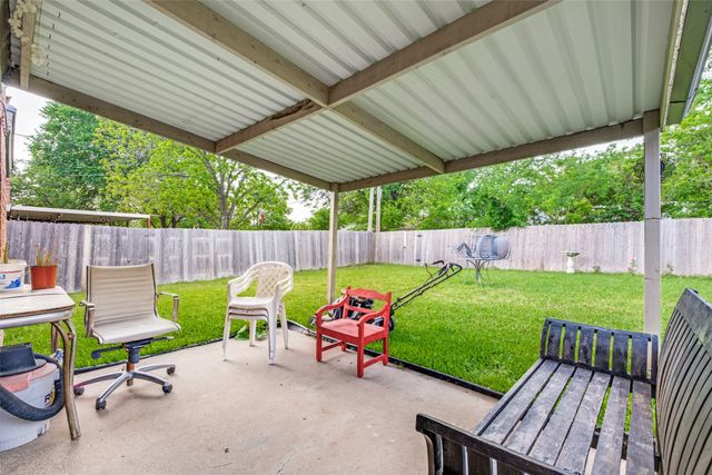 1717 Parkhaven Drive, Seagoville, TX 75159