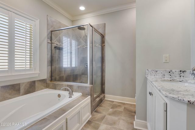 121 Fairwood Drive, Broussard, LA 70518