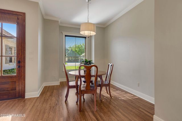 121 Fairwood Drive, Broussard, LA 70518
