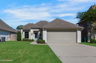 121 Fairwood Drive, Broussard, LA 70518