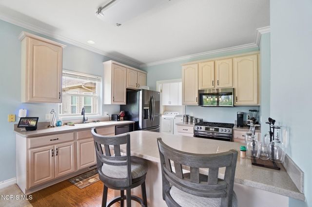 7101 Offshore Drive, Maumee, OH 43537