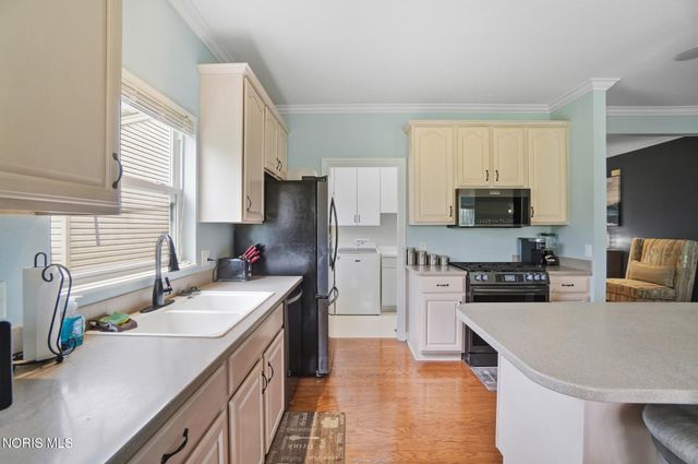 7101 Offshore Drive, Maumee, OH 43537