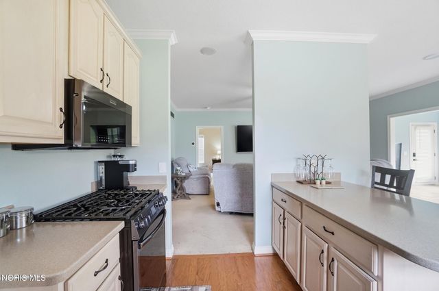 7101 Offshore Drive, Maumee, OH 43537